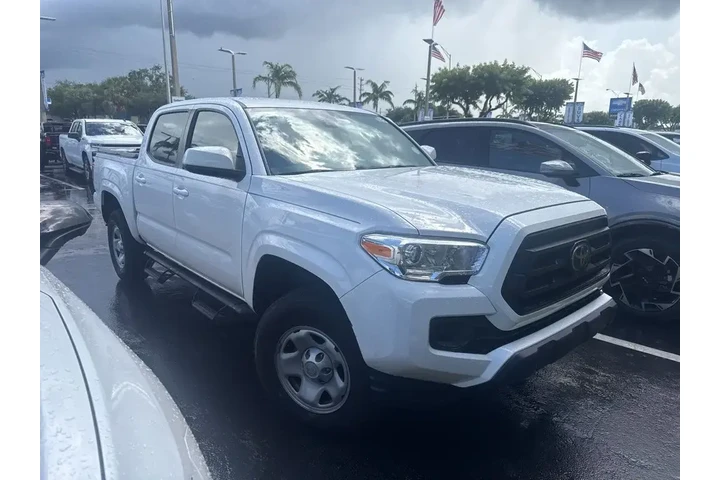 $23245 : Toyota Tacoma 2022 4x2 SR5 4 image 2