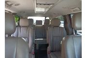 $160000 : Town Country 2013 thumbnail