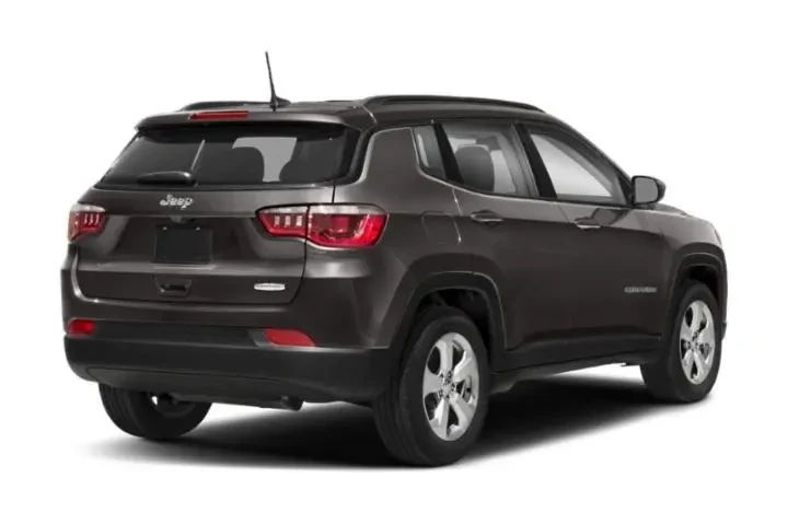 $15950 : Jeep Compass 2018 Latitude 4 image 3