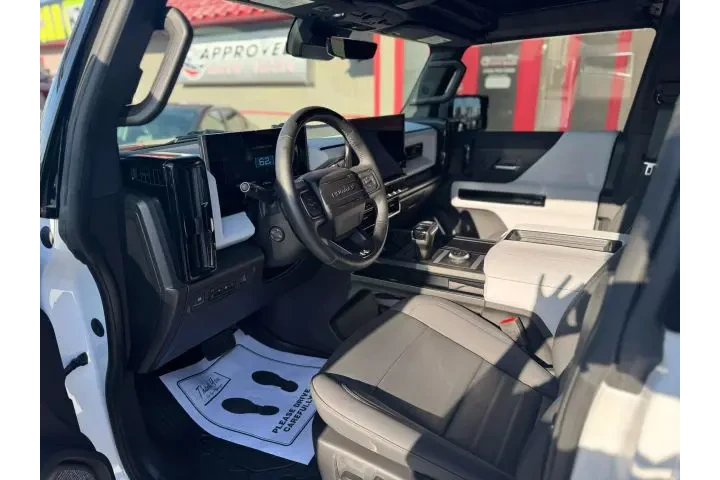 $86395 : 2024 GMC HUMMER EV SUV2024 GM image 10
