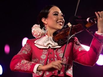 Mariachi Reyna de Los Angeles