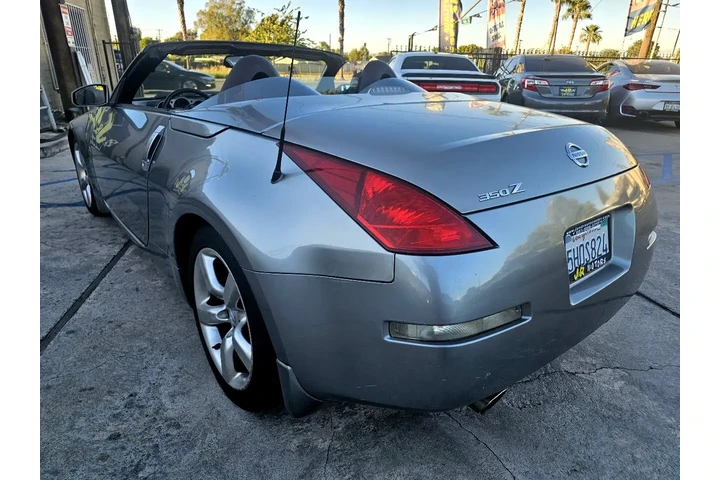 $10995 : 2004 350Z Enthusiast Roadster image 6