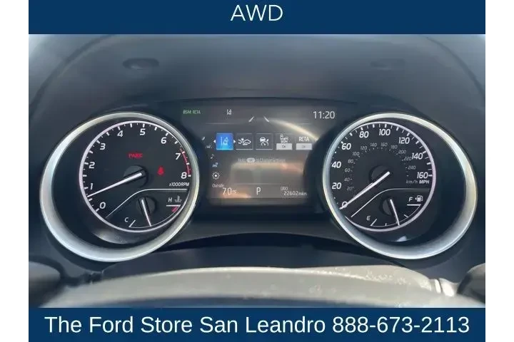 $27765 : Toyota Camry 2022 AWD XLE 4d image 6