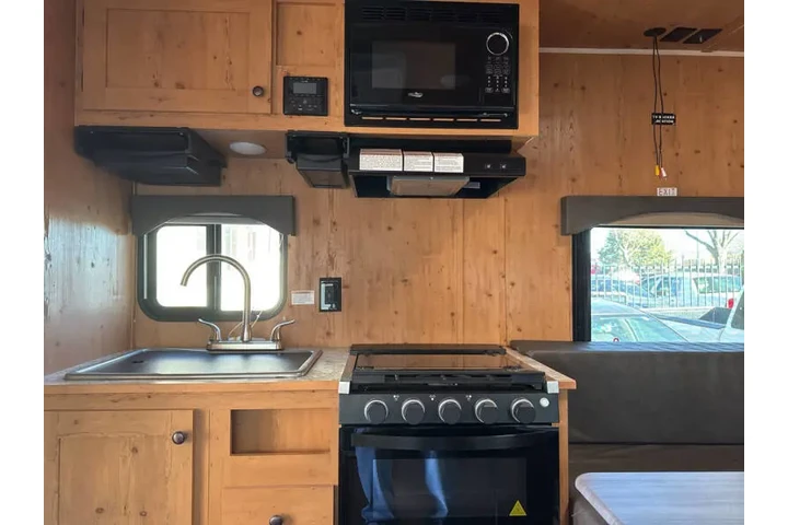 2022 Sun Lite TB image 7