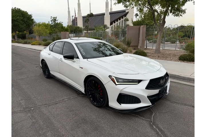 $5000 : Car for sale image 2
