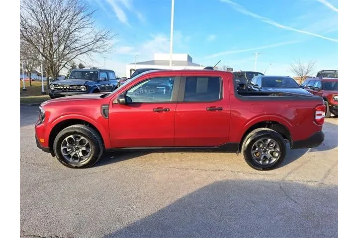 $32564 : Ford Maverick 2025 AWD XLT 4 image 2