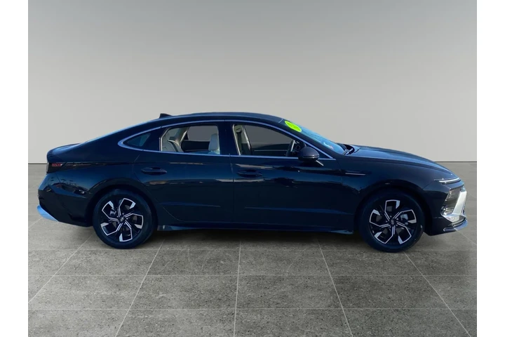 $29422 : Hyundai SONATA 2025 image 6
