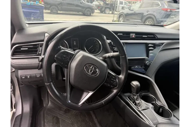 $13800 : 2019 Camry LE image 5