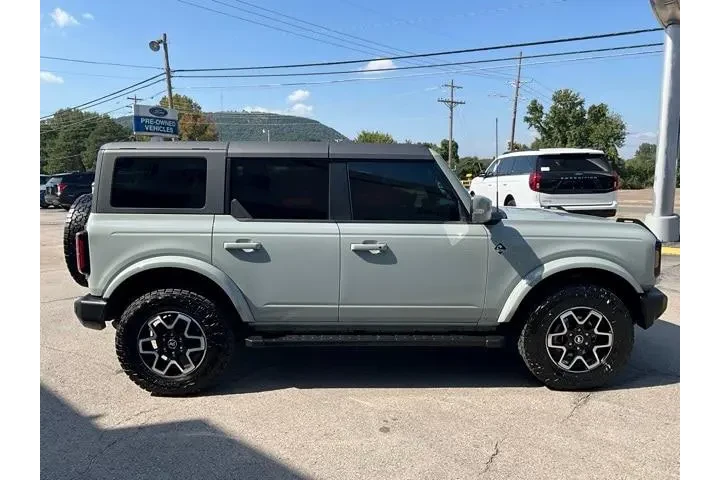 $39686 : Ford Bronco 2022 4x4 Base Ad image 2