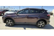 $12900 : 2017 RAV4 XLE thumbnail