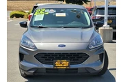 $16500 : Ford Escape 2022 SE 4dr SUV thumbnail