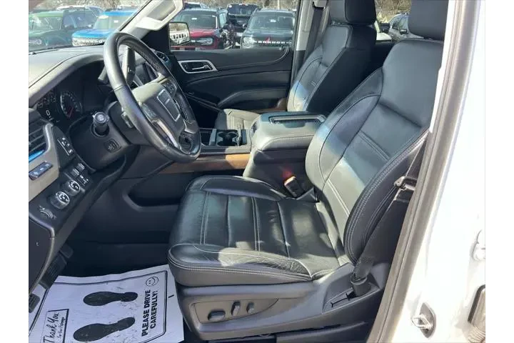 $31648 : GMC Yukon XL 2019 4x4 Denali image 9