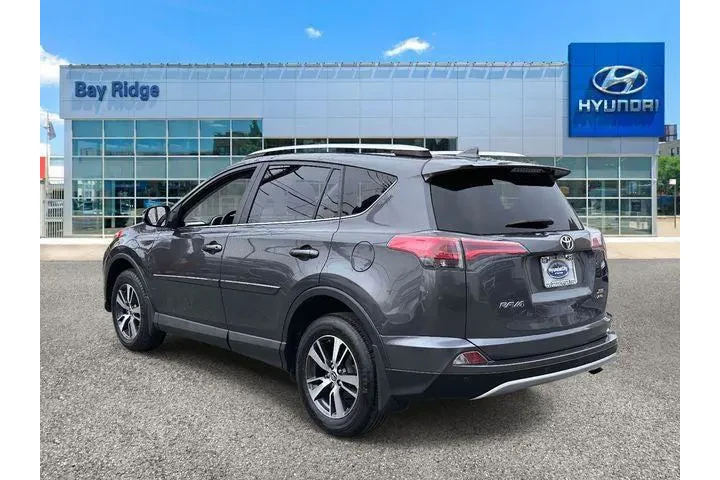 $15999 : Toyota RAV4 2016 AWD XLE 4dr image 7