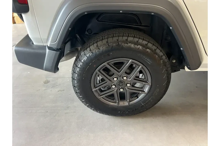 $34480 : Jeep Wrangler 2024 4x4 Sport image 10