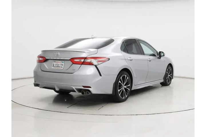 $20998 : Toyota Camry 2019 SE 4dr Sed image 8