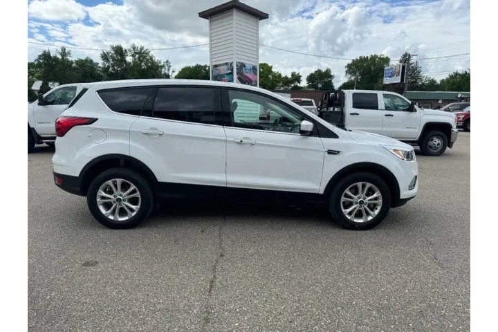 $14990 : 2019 Escape SE image 6