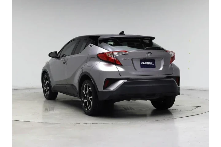 $16998 : Toyota C-HR 2019 XLE 4dr Cro image 2