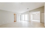 $1700 : Casa de 3 dormitorios y 2 baño thumbnail