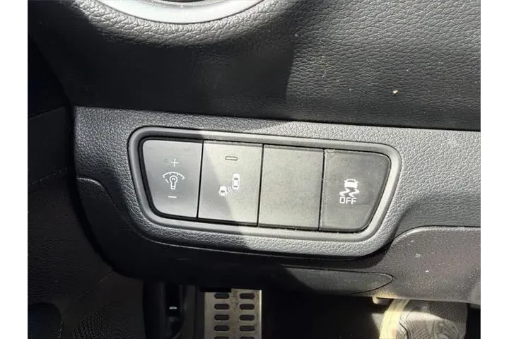 $16995 : Kia Forte 2023 GT-Line 4dr S image 7