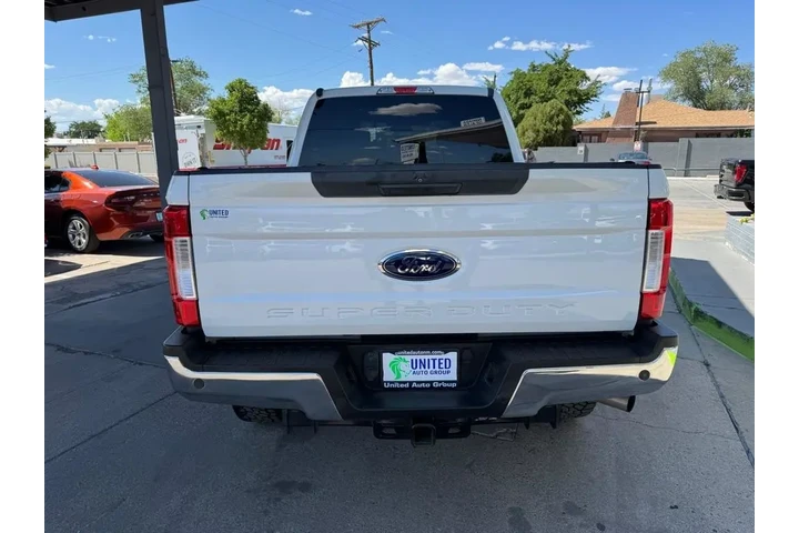 2018 F-250 SD XLT Crew Cab 4WD image 6