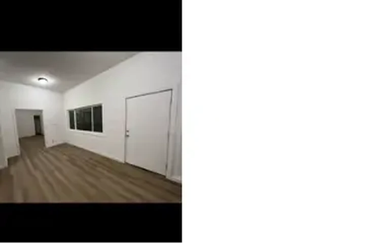 M&g Floor and interior remodel image 4