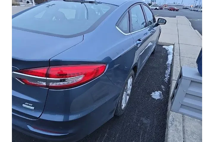 $13614 : Ford Fusion 2019 SE 4dr Seda image 8