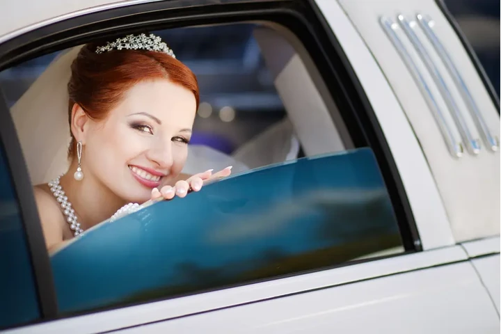 Luxury Wedding Limo Service Bo image 3