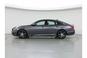 $32998 : Honda Accord 2022 Touring 4d thumbnail