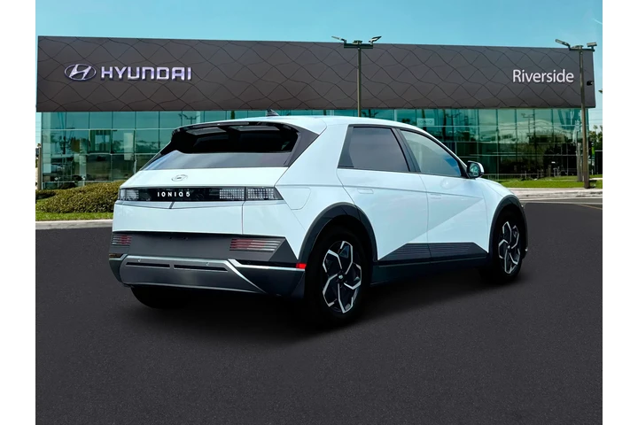 $24881 : Hyundai IONIQ 5 2024 SEL 4dr image 7