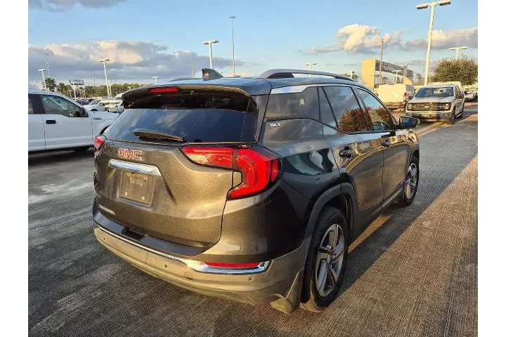 $15981 : GMC Terrain 2018 SLT 4dr SUV image 3