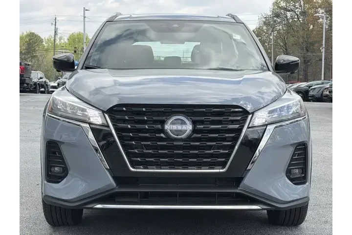 $20987 : Nissan Kicks 2024 SR 4dr Cro image 3