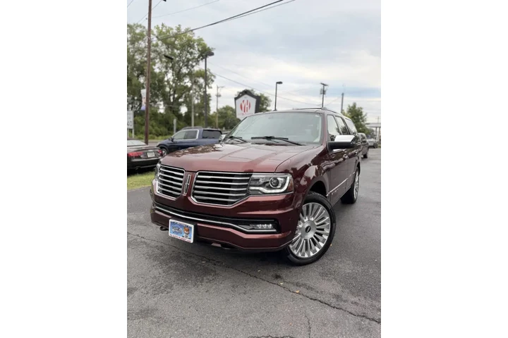 $16995 : 2015 Navigator image 3