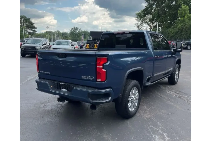 $70777 : Chevrolet Silverado 2500HD 2 image 7