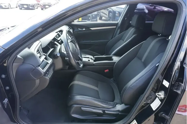 $16988 : Honda Civic 2019 Sport 4dr S image 7