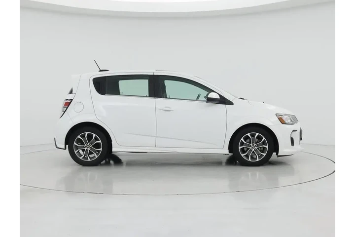 $10998 : Chevrolet Sonic 2017 LT Auto image 7
