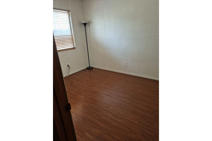 $700 : RENTO cuarto S Fontana image 2