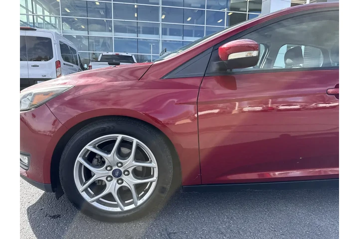 $9365 : Ford Focus 2015 SE 4dr Sedan image 9
