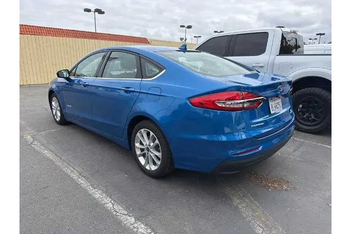 $19321 : Ford Fusion Hybrid 2019 SE 4 image 5