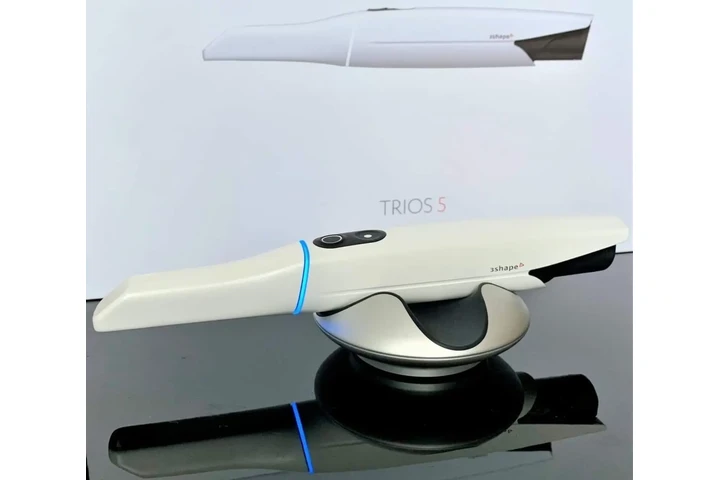 $5000 : 3Shape Trios 5 3D Dental scann image 2
