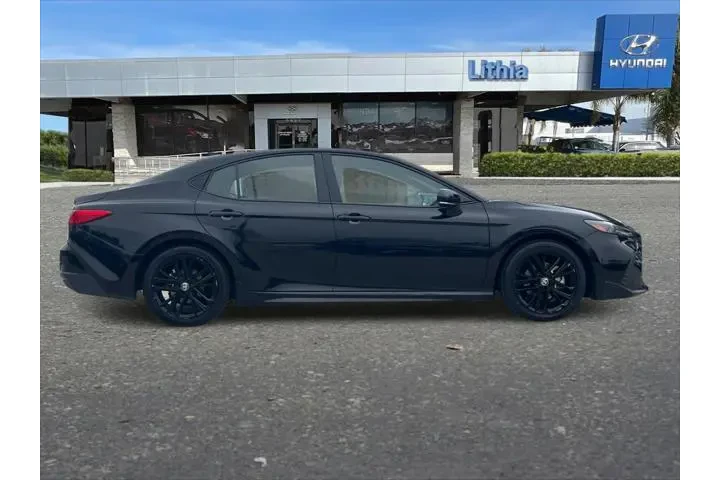 $26999 : Toyota Camry 2025 SE 4dr Sed image 9