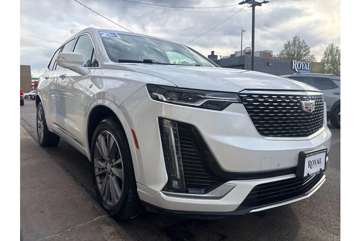 $36995 : 2023 XT6 AWD Premium Luxury image 2