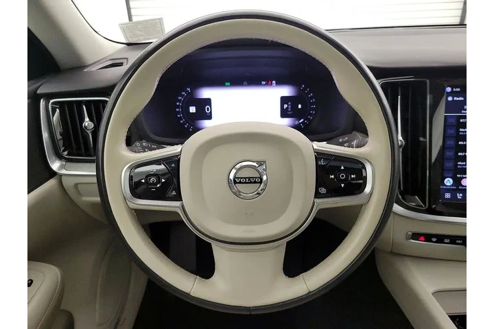 $23998 : Volvo S60 2024 B5 Plus Dark image 10
