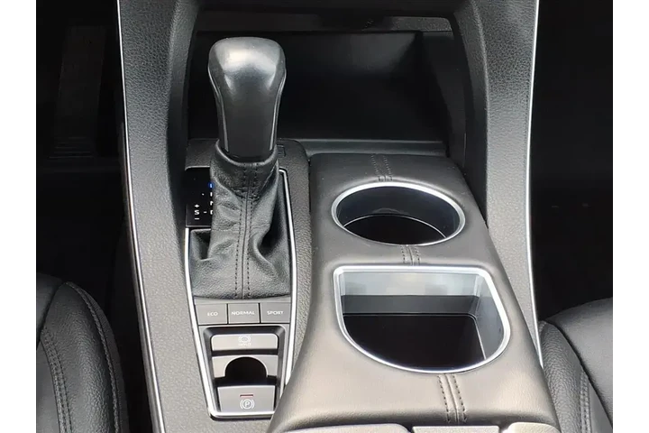 $28995 : Toyota Avalon 2022 XLE 4dr S image 10