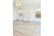$1950 : 2 Bed Home in Vermont Ave, LA thumbnail