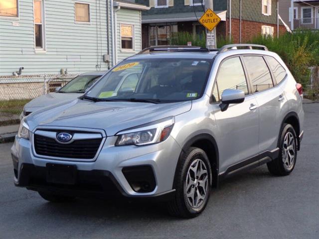 $19950 : 2020 Forester Premium image 1