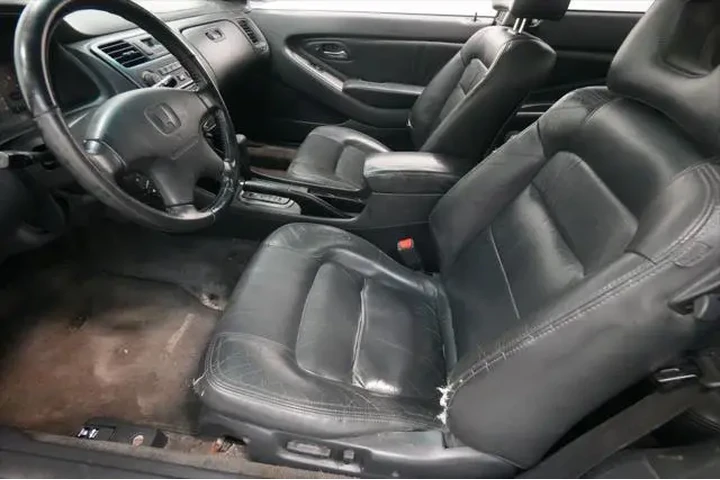 $900 : Honda Accord 2002 EX 2dr Cou image 9