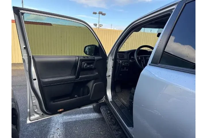 $36500 : Toyota 4Runner 2021 4x4 TRD image 4