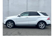 $13988 : 2015 Mercedes-Benz M-Class 4M thumbnail