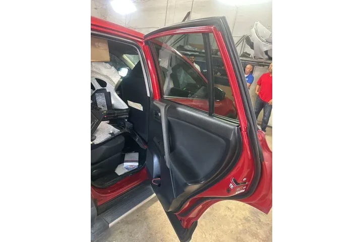 $15990 : Toyota RAV4 2017 LE 4dr SUV image 10