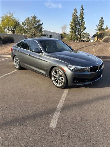 $11995 : 2017 BMW 3 Series 330i xDrive image 3